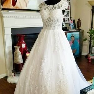 wedding dress